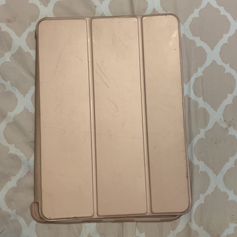 iPad case - Picture 2 of 3